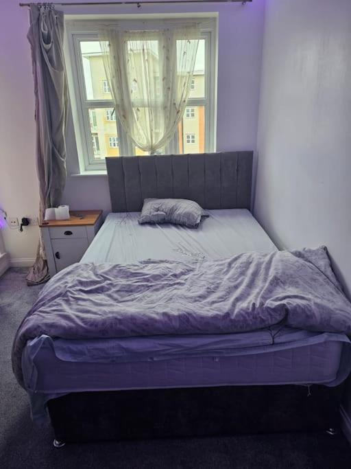 Big Double Room With Bathroom In 2 Bedroom Flat Kitchen Is Shared Harrow on the Hill Exterior foto